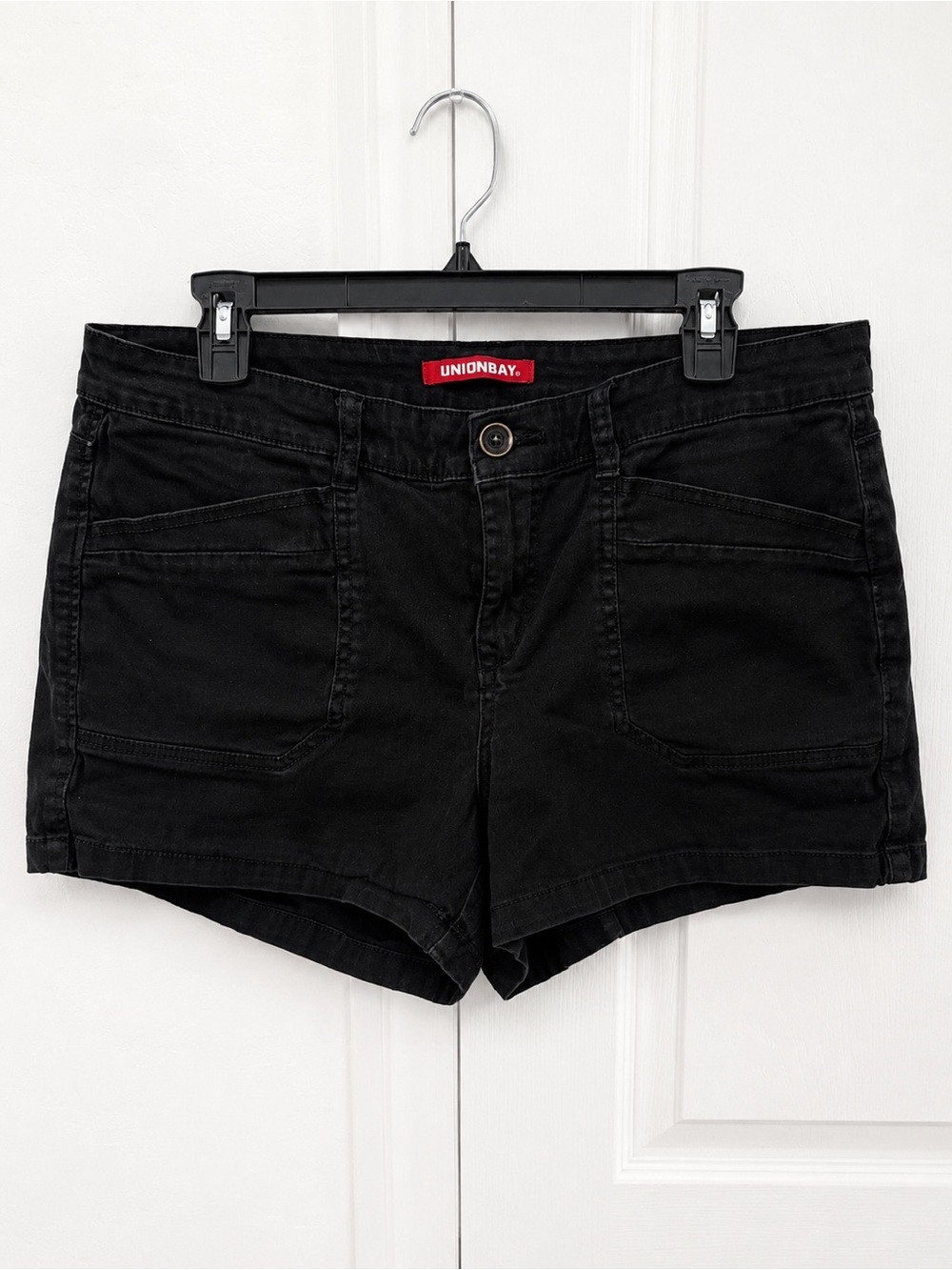 Unionbay Black Utility Shorts | Size 15 (32W) | Y2K Cargo Style